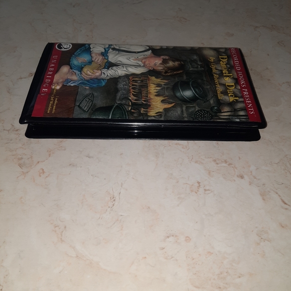 DANIELS DUCK Unabridged Recorded Book Audiocassette - Picture 3 of 11